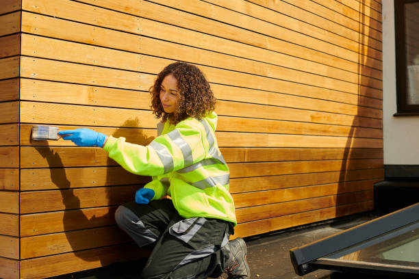 Best Custom Siding Design  in Edwards, MS